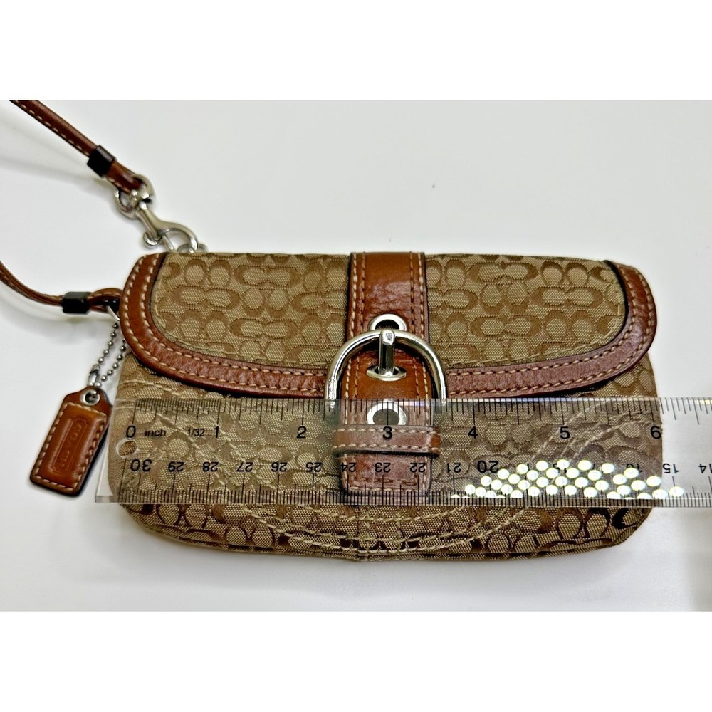 Coach Soho Signature C Buckle Wristlet Beige Jacquard Canvas Brown Leather Trim - Picture 6 of 14